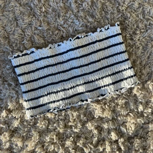 Bandeau topp/bikini - Som ny, aldrig använd