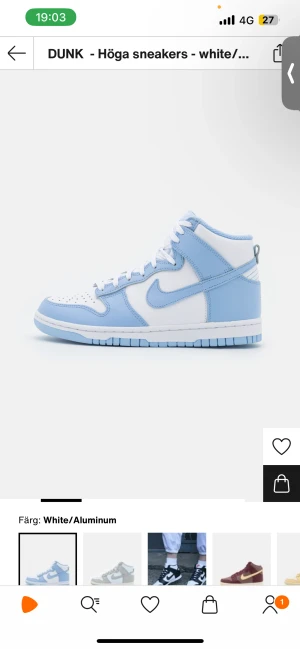 Nike dunks  - Jättefina nike dunks high. Skorna är använda ett par gånger men är jätte fräscha. Helt perfekt ljusblå färg som passar perfekt med allt