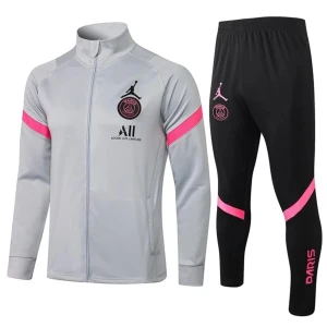 Psg tracksuit - 12-15 men passar XS. Fint skick. Tröjan är grå/rosa, byxorna är svart/rosa. Skriv för intresse. Pris kan diskuteras