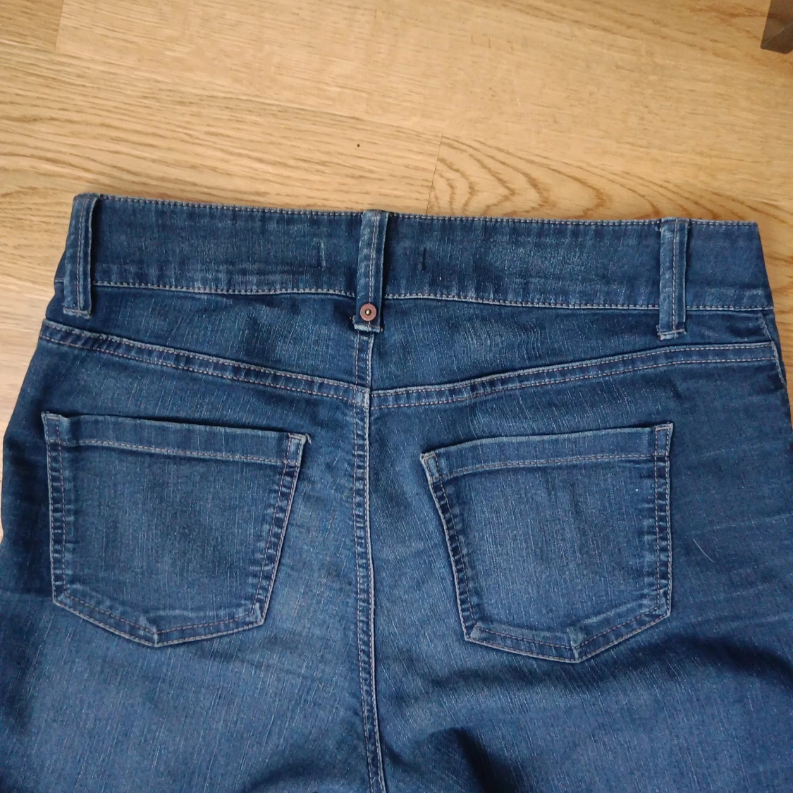 Snygga jeans från Esprit. - 91