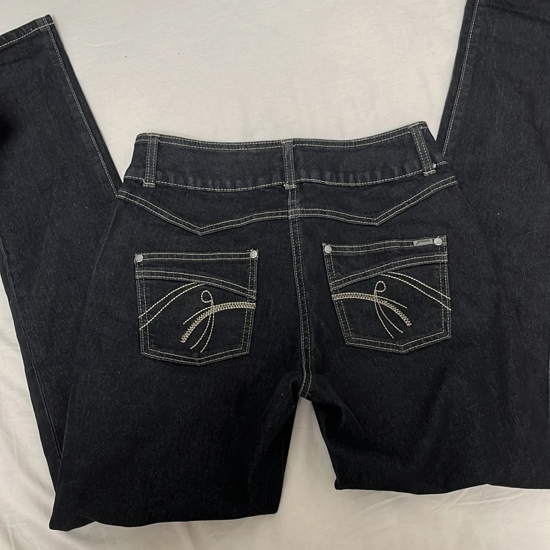 Svarta jeans stl 38 - 90