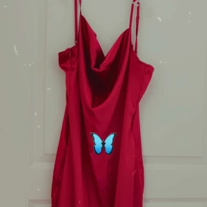 Röd fest klänning  - Klänning  i bra skick❤️