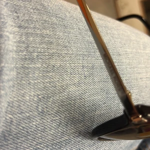 solglasögon  - mina Michael kors sol glasögon köptes för 1509 säljer för 1150 kan gå ner i pris har även fodralet köptes på hemsidan 