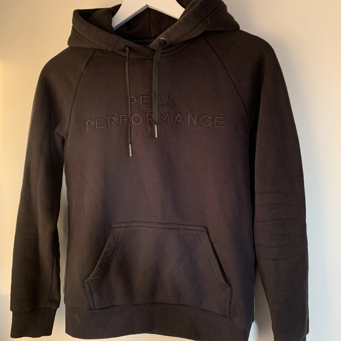 Peak performance hoodie  - 90
