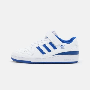 Skor - Sneakers från adidas💕helt oanvända eftersom jag fick hem fel stl