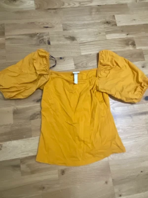 Tröja med stora ärmar - Senap gul tröja 