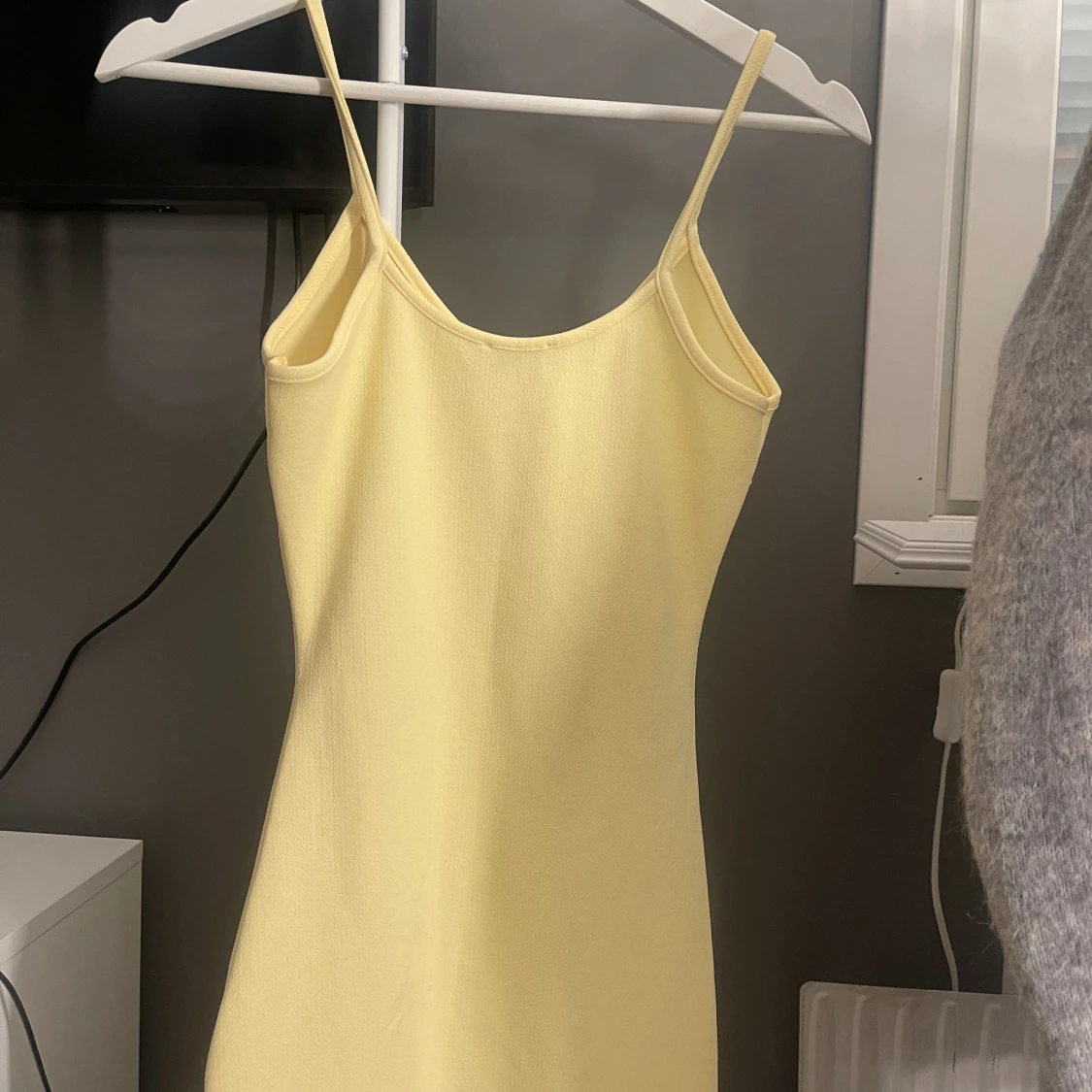Gul klänning  - 90