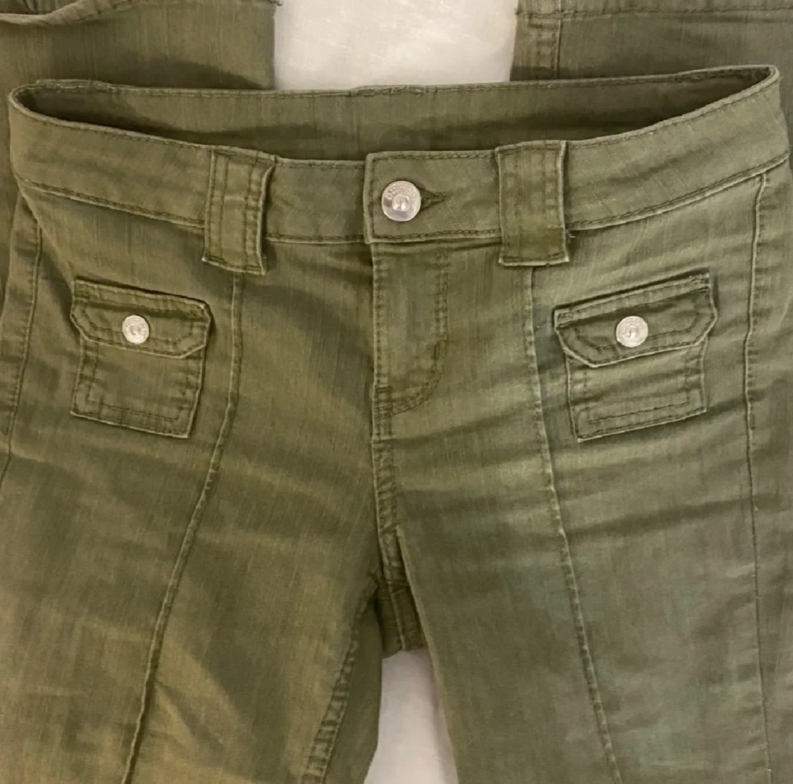 Gröna hm jeans - 90