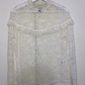 Tröja - Tröja i spets storlek M