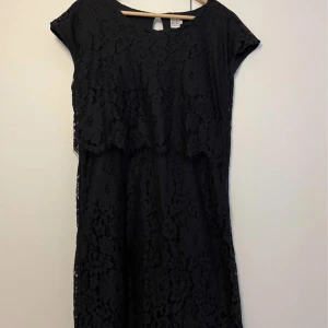 Klänning  - Använd endast en gång