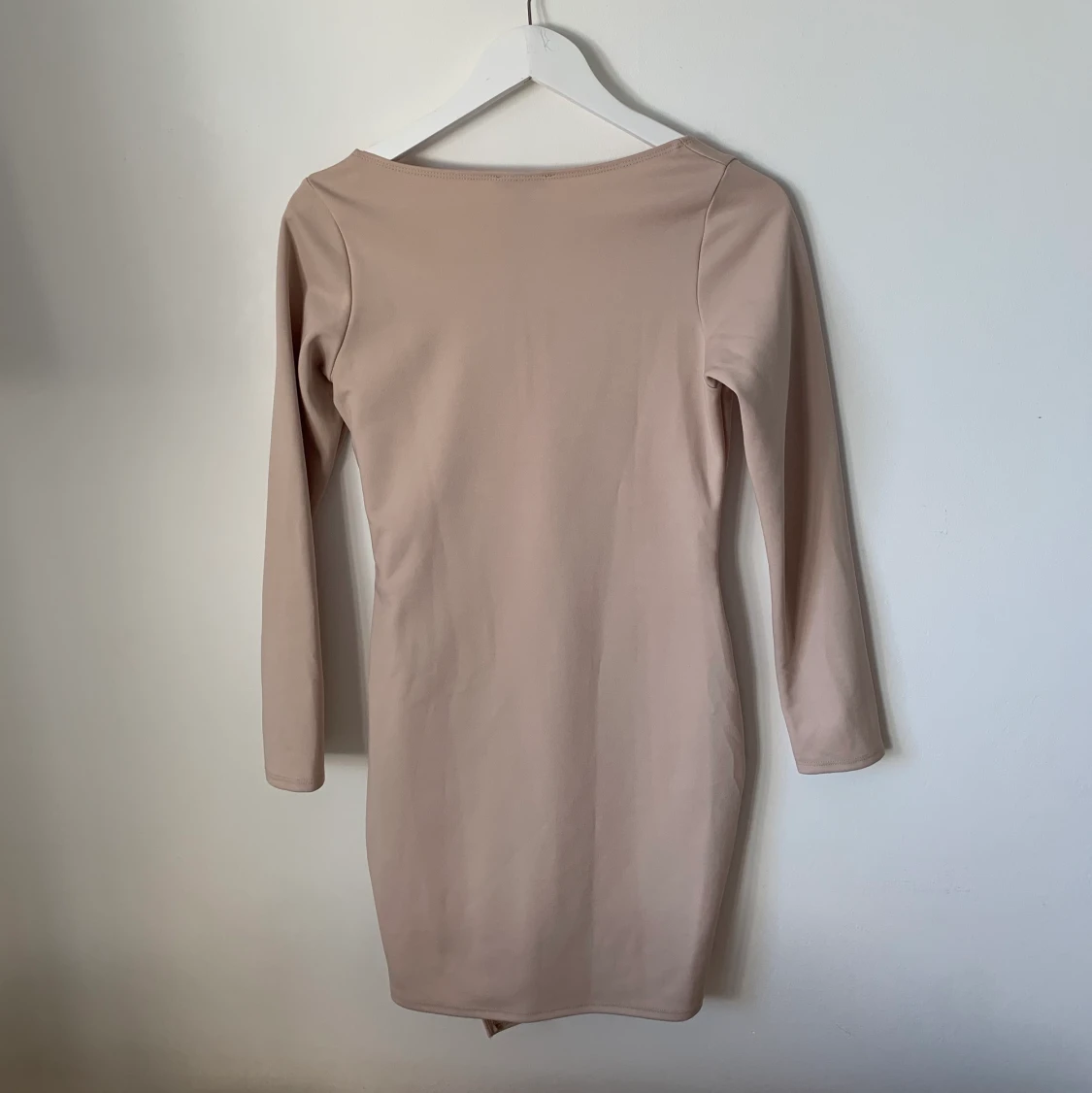 Klänning från Nelly (NLY ONE) strl M - 90