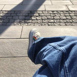 Eytys skor - Eytys skor med regnbåge🌸💕🌼köpta på Plick, men sparsamt använda 