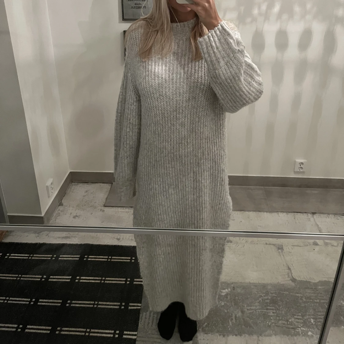 Klänning + beiget skal