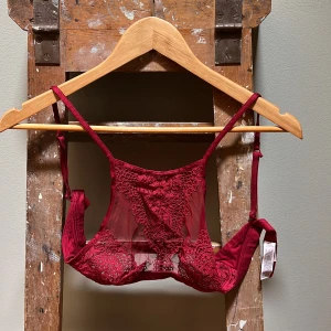 Bralette from Victorias Secret  - Cute red lace bralette 