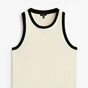 Linne Massimo Dutti - Superfint linne från Massimo Dutti. Säljer då det är för stort på mig. Ord pris 330kr