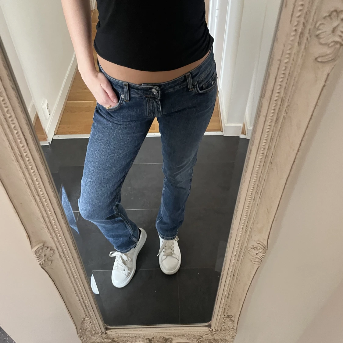 Low waist jeans