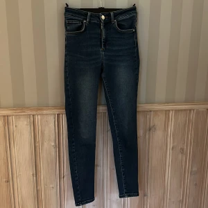 Jeans - Stl XS, nyskick, väldigt fina!