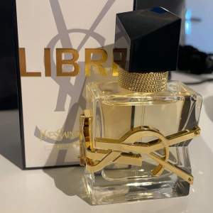 Helt ny 30ml Ysl libre parfym. Köpte för 700 säljer för 500🤍