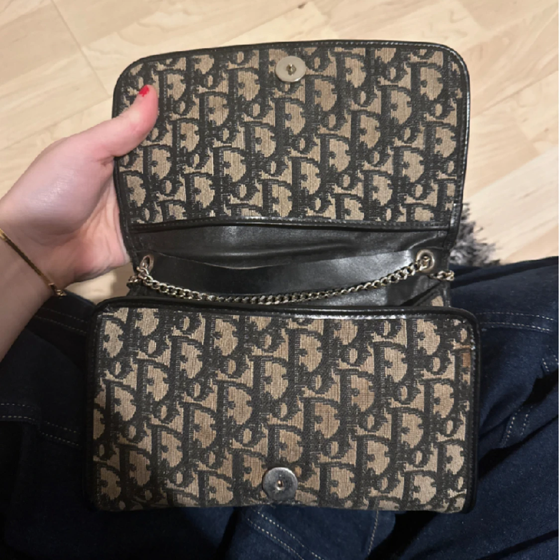 Dior handväska  - 90