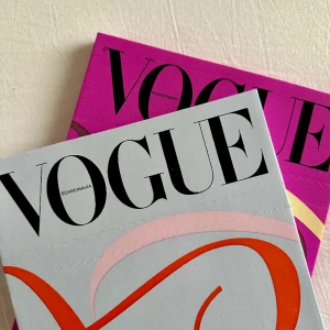 VOGUE Tidningar - Oöppnade VOGUE (Scandinavia) Tidningar. Själva tidningen ligger i ”kartong förpackningen” som aldrig har öppnats 250kr styck
