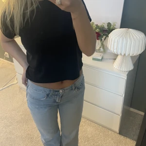 jeans - jätte snygga jeans ifrån stradivarius 💕💕
