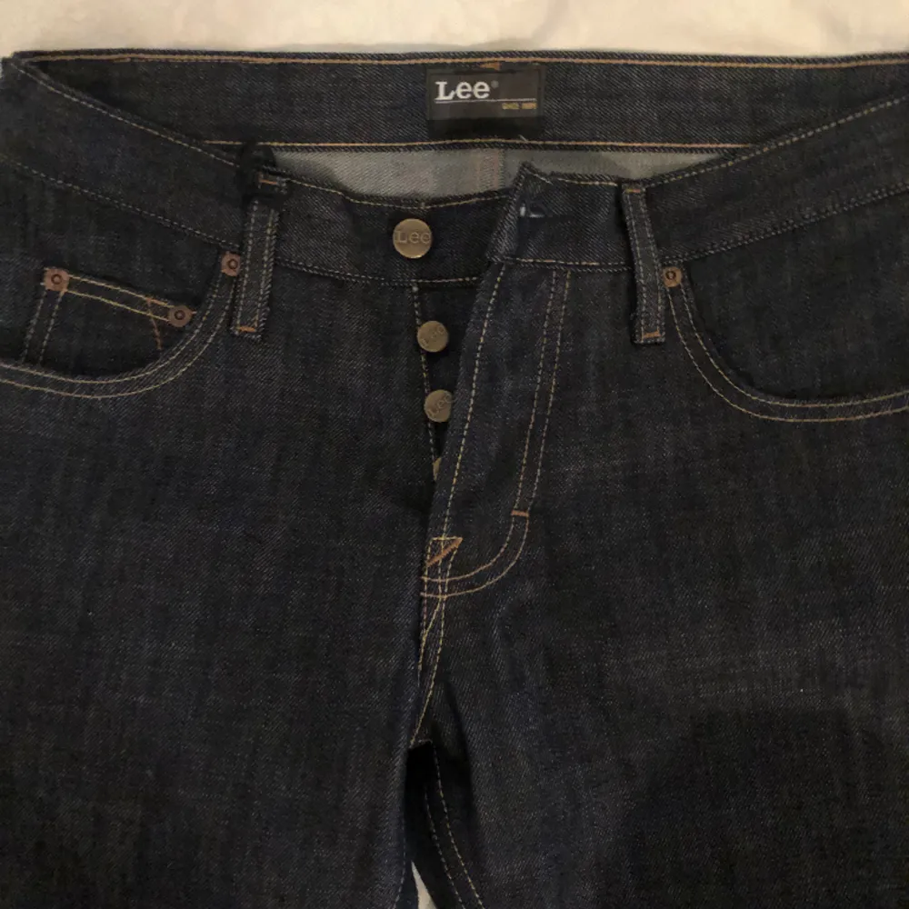 Julklappstips !!! Nya Lee jeans, kostade 899:- Nu reas dem f 300:- 👍🏼. Jeans & Byxor.