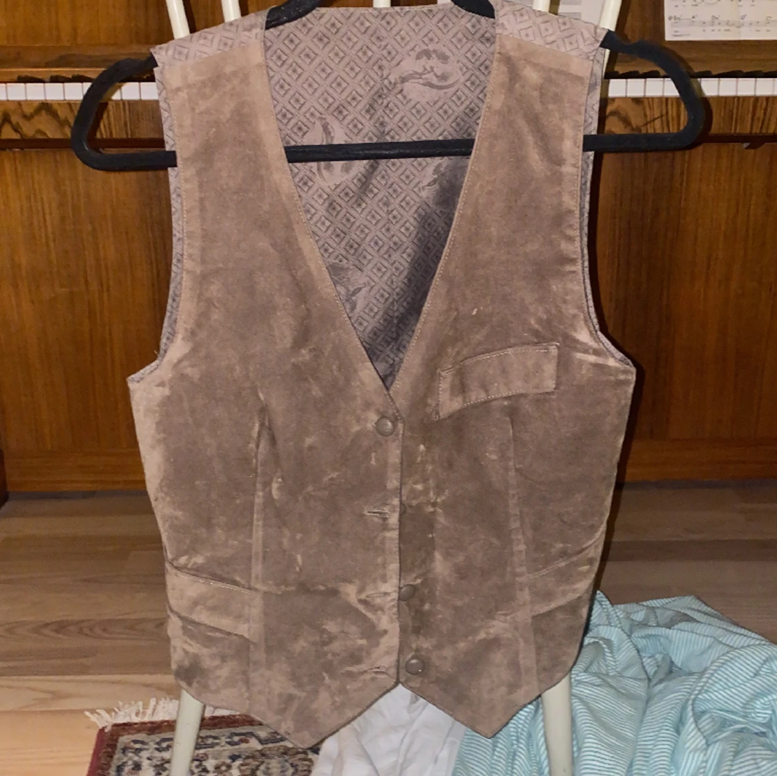 brun vest - 90