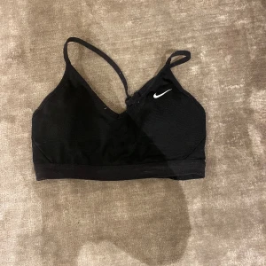 Nike topp - Nike sporttopp