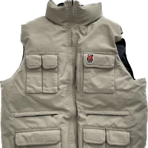 Fjällräven väst  - Skick 10/10 