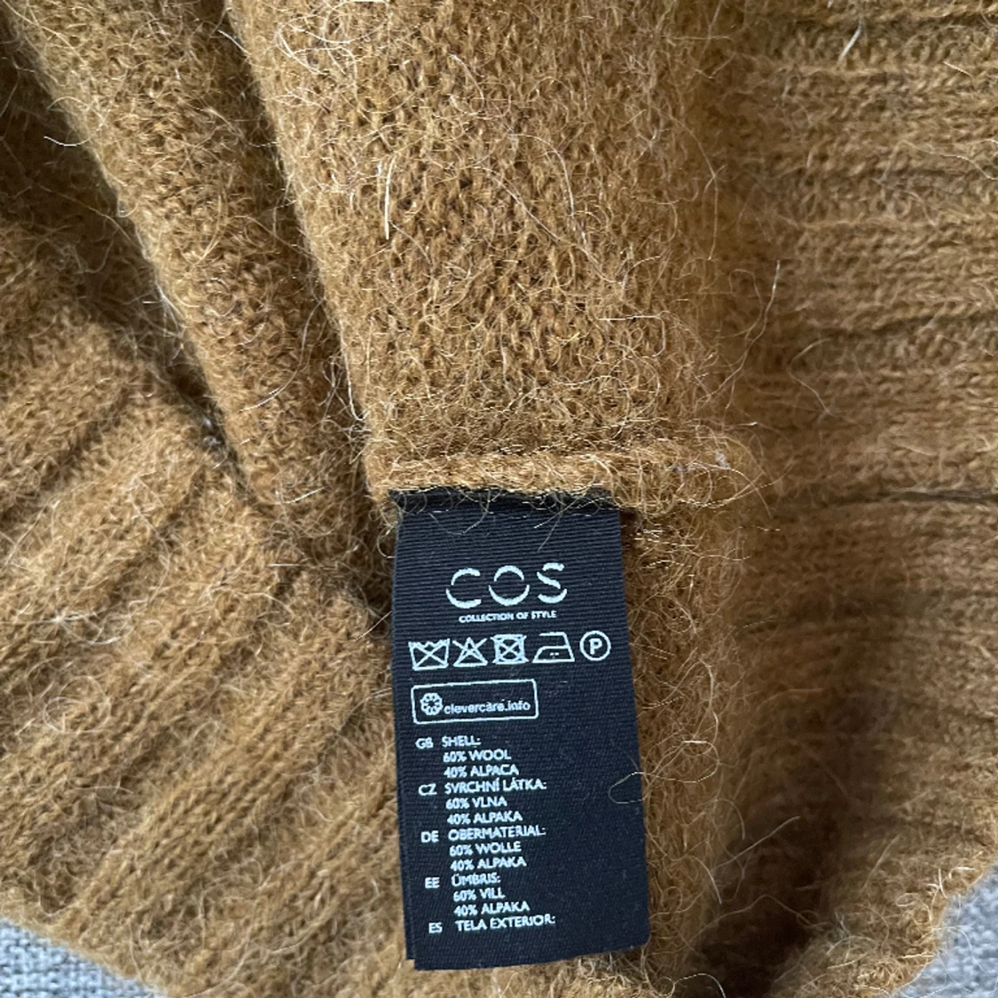 COS Oversize Stickat - 91