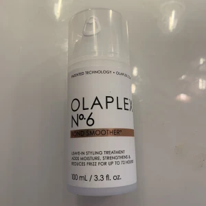 Olaplex no 6 - Säljer denna HELT NYA och OÖPPNADE olaplex leave in krämen då jag fick dubbletter ❤️ den är superbra och gör så håret blir sååå lent och luktar gott 😍 nypris är runt 350 kr, hör av er vid minsta fråga! ❤️ge prisförslag!! Priset är diskuterbart 