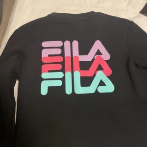 Fila tröja  - Tryck på ryggen 
