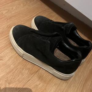 Eytys  - Välanvända eytys i storlek 38