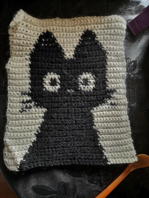 Tapestry virkningar - Virkar tapestry på beställning, skicka bild på vad du vill ha och priset beräknas efter det. Priser varierar beroende på hur stor virkningen är och hur många färger som används