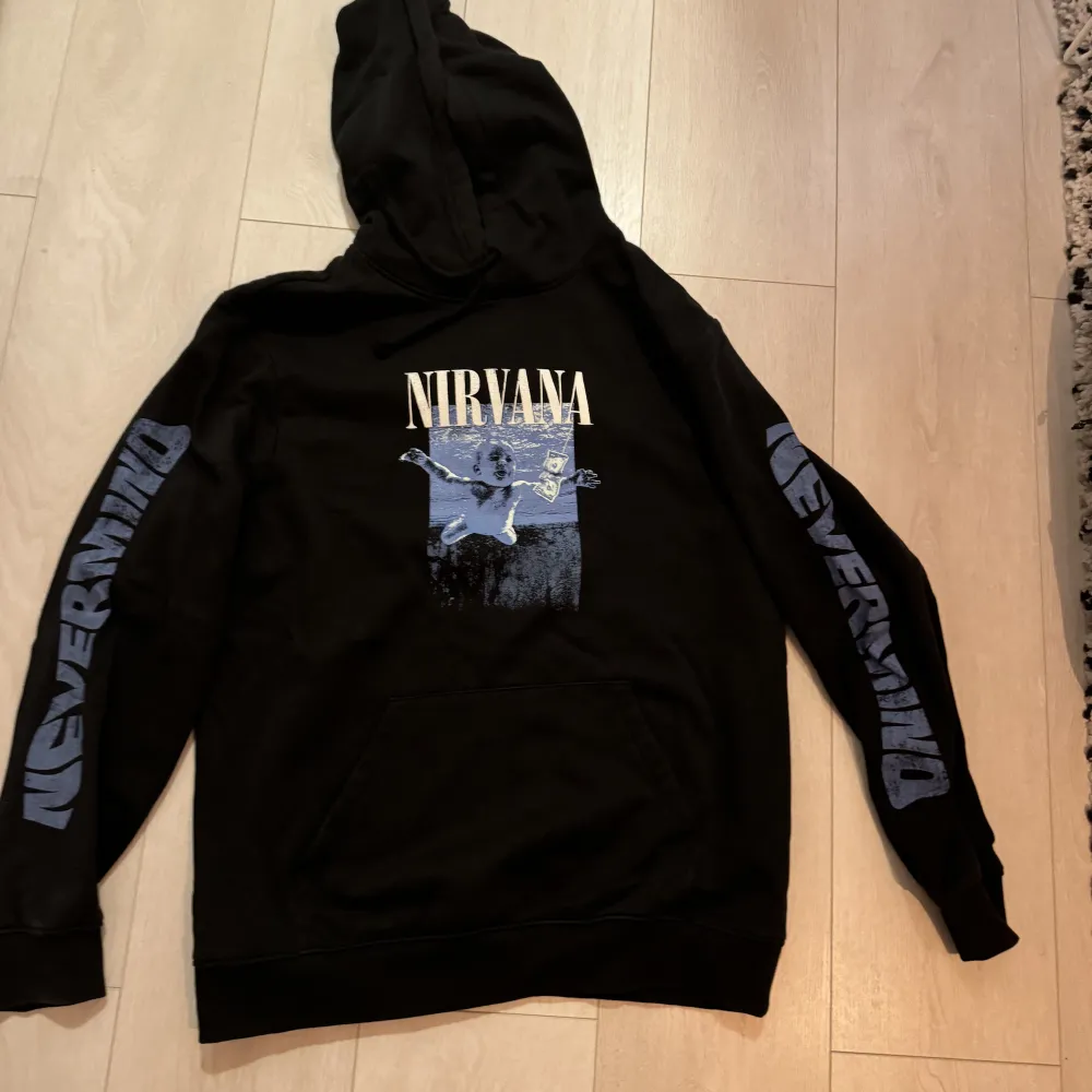 Nirvana hoodie . Hoodies.