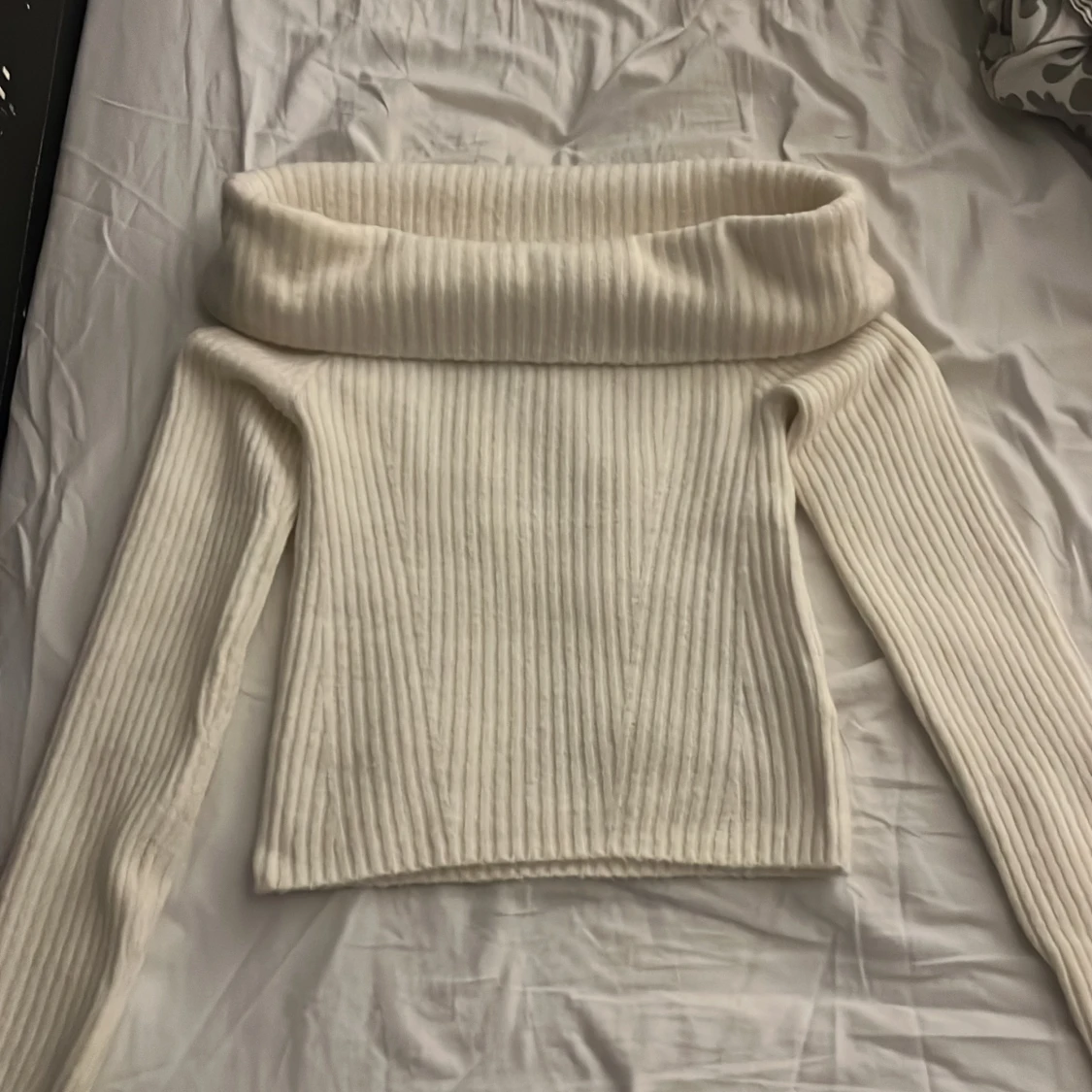 off shoulder tröja från hm - 90