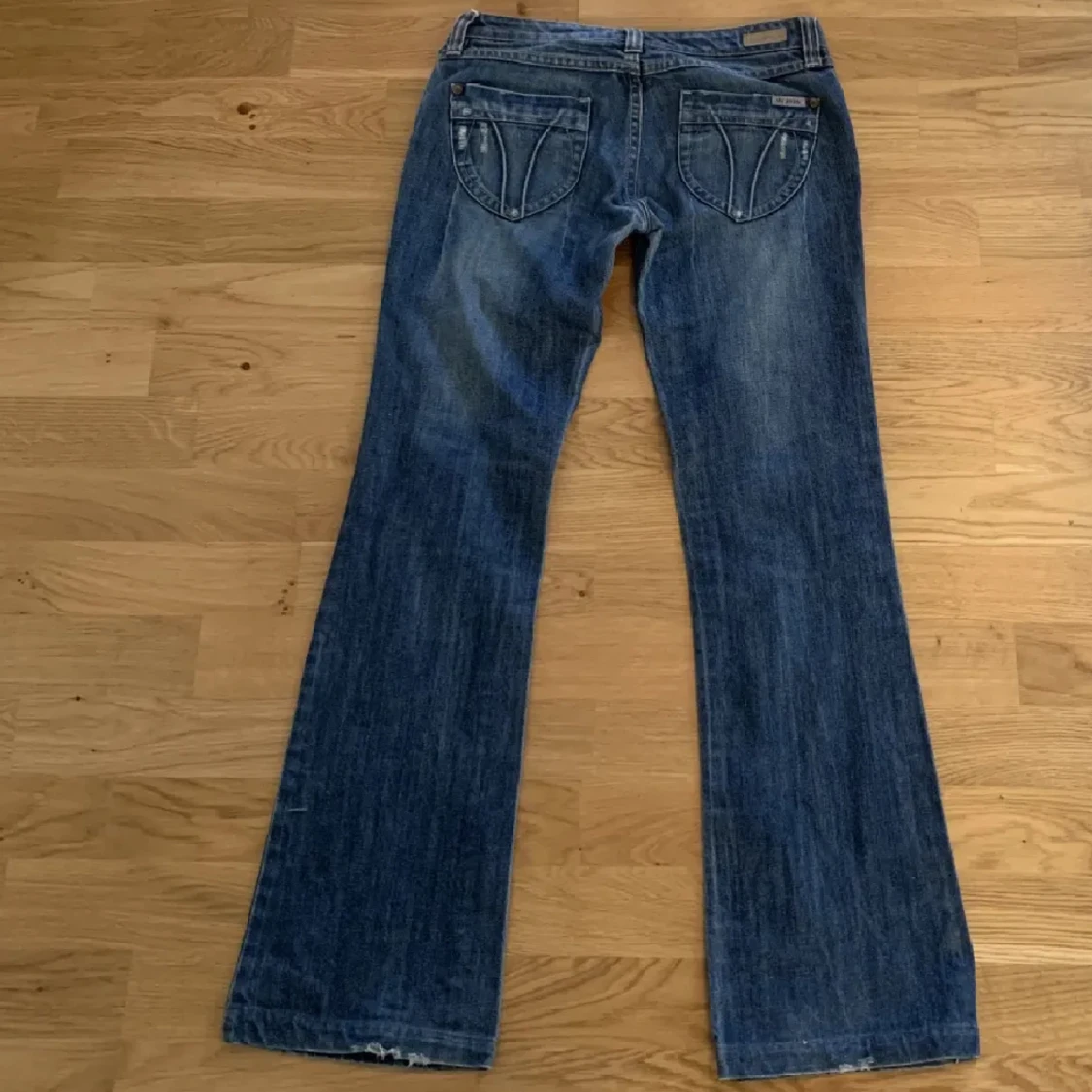 lågmidjade jeans  - 90