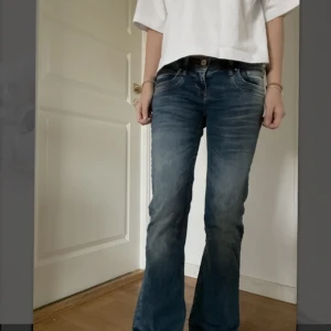 Ltb jeans - Säljer dessa Ltb jeans, lågmidjade, Bootcut 
