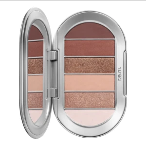 R.e.m beauty ögonskugga  - Helt ny ögonskuggspalett. Fick den i present men säljer då jag redan har en till. 