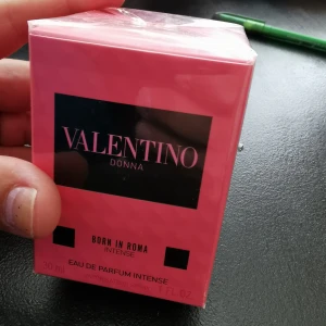 Valentino intense 30 ml  - Ny inplastad 