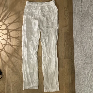 Linnebyxor  - Jättesnygga linnebyxor som tyvärr inte kommer till användning längre💕