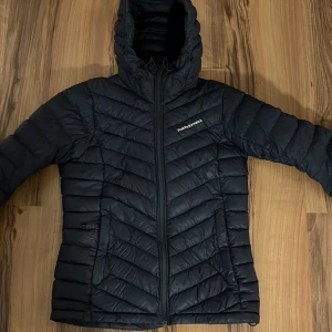 PeakPerformance - PeakPerformance jacka  Inga skador Storlek S 600kr+frakt 