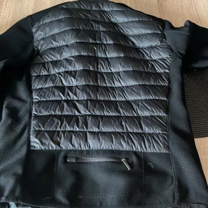 Parajumper Jayden Jacka - Använd men ändå ganska bra skick. De XS men passar S utan problem