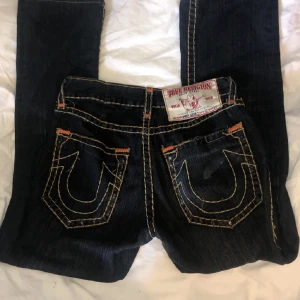 True religion jeans - Feta trueys Använder inte längre , skriv för bilder och mått 💕