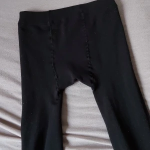 Tights  - Svarta tights som passar barn ca 10år 
