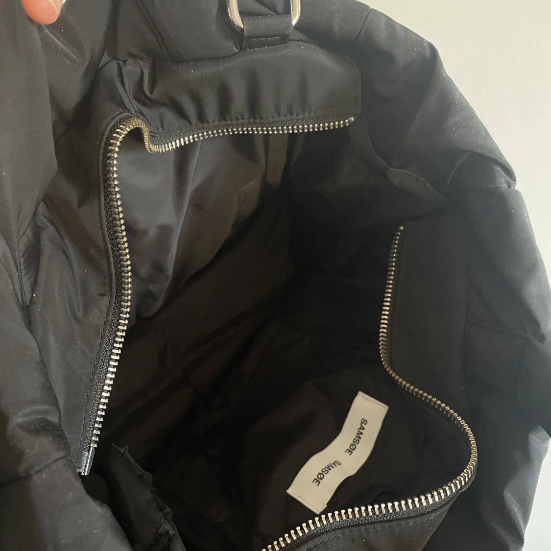 Samsøe Samsøe svart puffer väska - 91