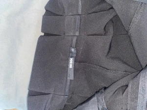 Kostymbyxoe - Knappt använda. Superfina.  Lite stora i storleken! 