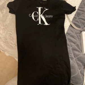 Klänning  - Fejk klänning 