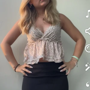 topp - en topp från shein blommig