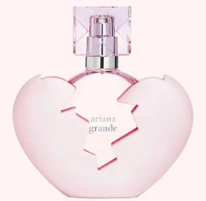 Parfym - Ariana Grande thank U next EdP parfym. Ganska mycket kvar då jag inte använt så mycket eftersom jag har för många. 💗